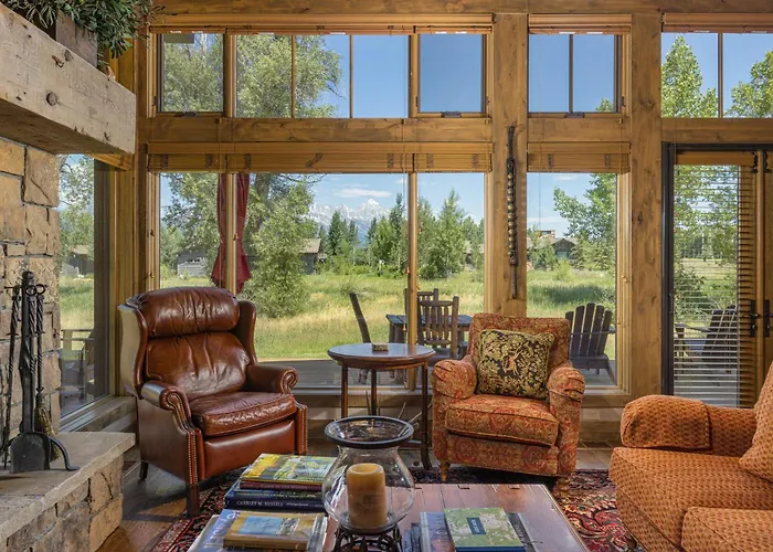 Serenity In The Valley * Jackson